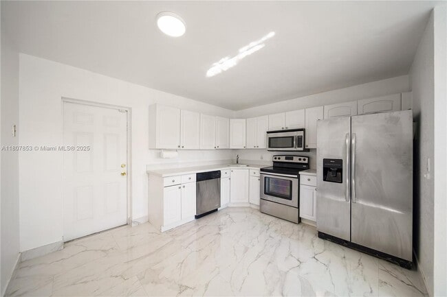 Building Photo - 2709 NW 54th St