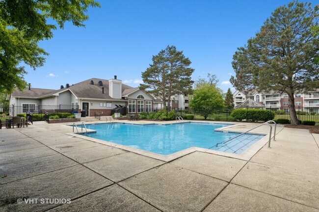 Building Photo - 93 Kensington Cir