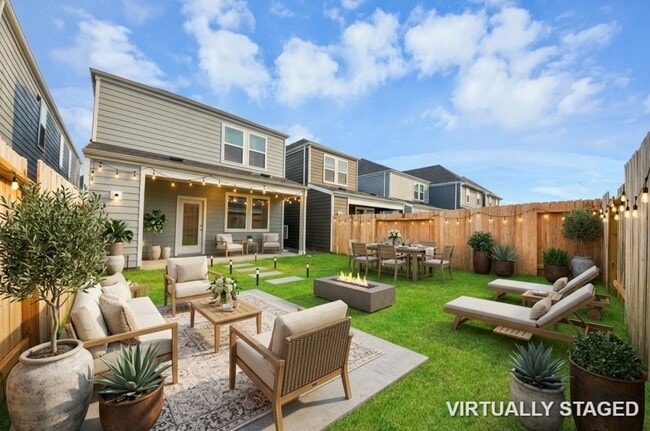 Building Photo - 3538 Shearwater St