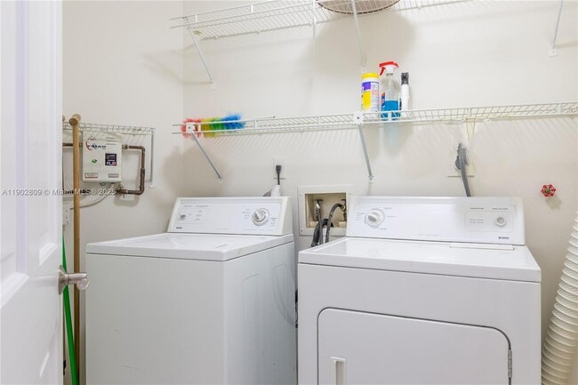 Building Photo - 10257 NW 9th St Cir