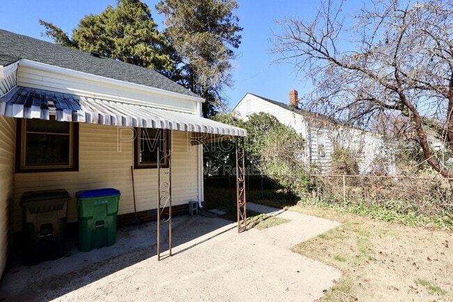 Building Photo - 1107 Carrolton St