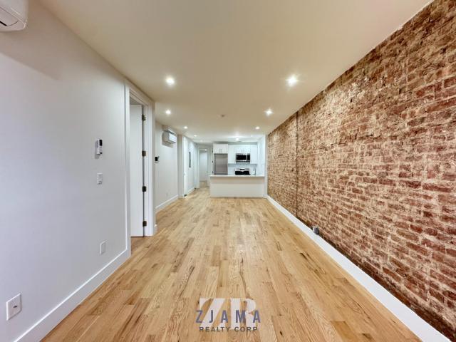 Building Photo - 3 bedroom in Brooklyn NY 11226