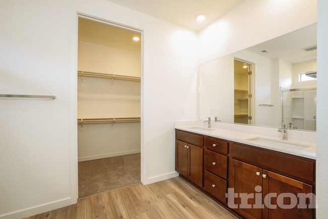 Building Photo - 772 Desert Sage Ct