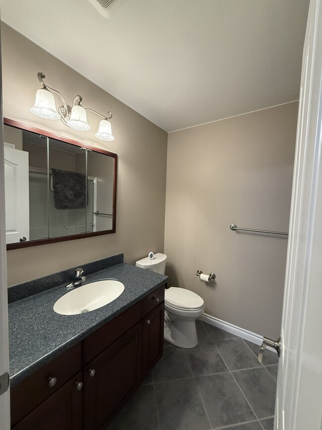 Building Photo - 6160 S Clearview Loop