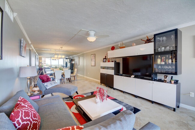 Building Photo - 1401 S Ocean Blvd