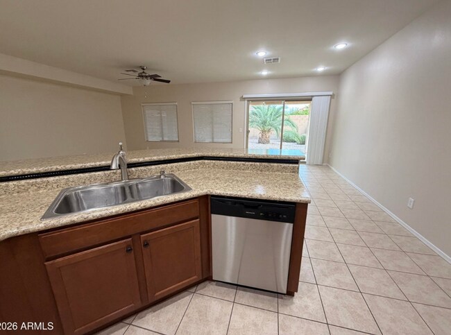 Building Photo - 3417 N San Marin Dr