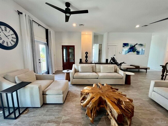 Building Photo - 20 Seashore Dr