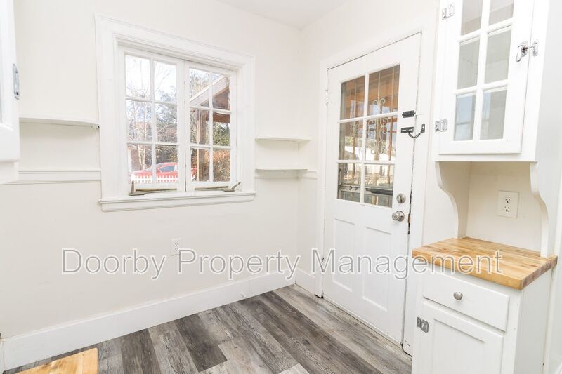 Building Photo - 356 Derby Cir