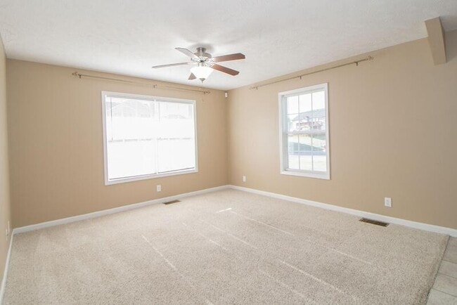 Building Photo - 1449 Mutual Dr