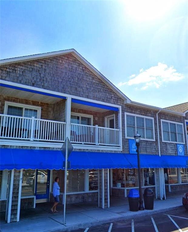 Building Photo - 118 Bay St