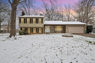 Building Photo - Welcome Home!