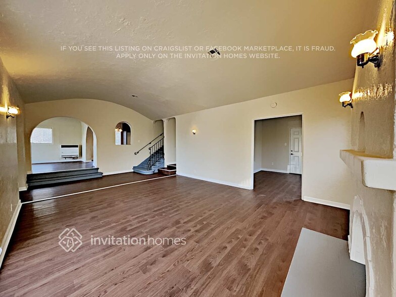 Building Photo - 514 Sloat St