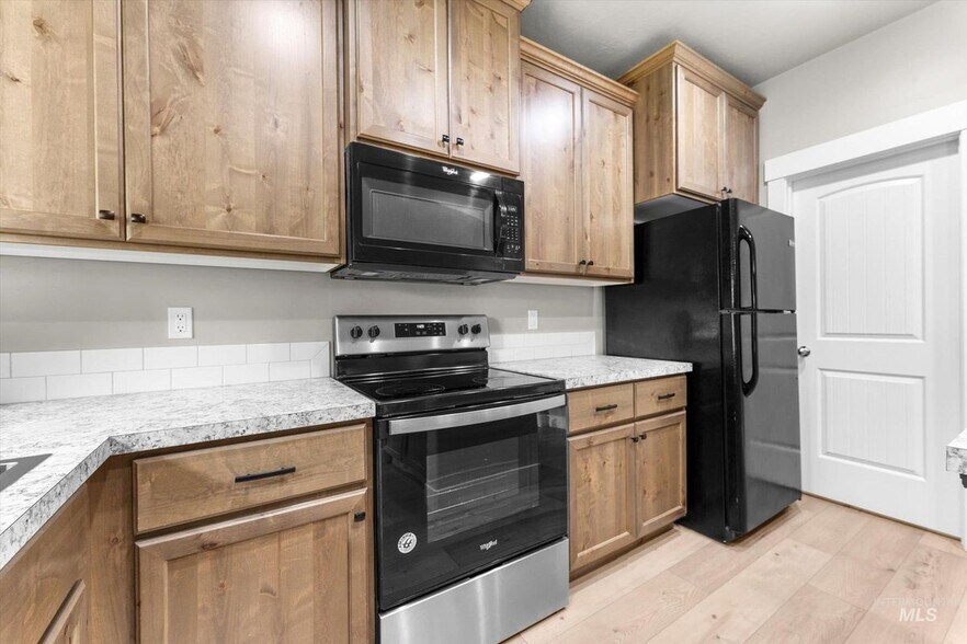 Building Photo - 5393 W Rosslare Dr