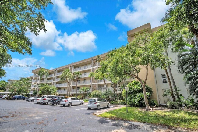Building Photo - 4000 Cypress Grove Way