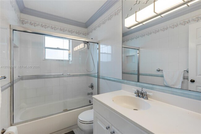 Building Photo - 19323 Carolina Cir