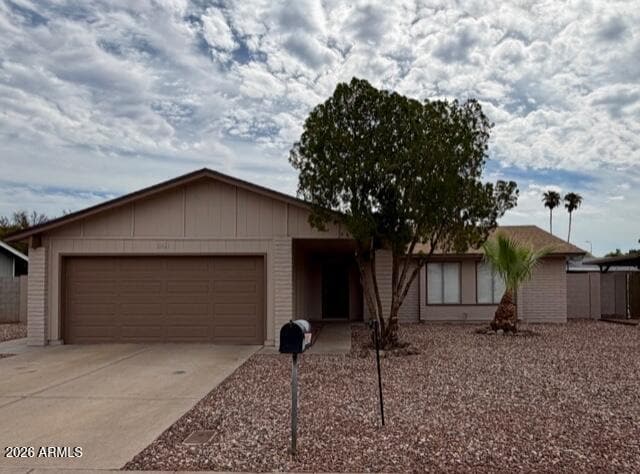 Building Photo - 10021 N 47th Dr
