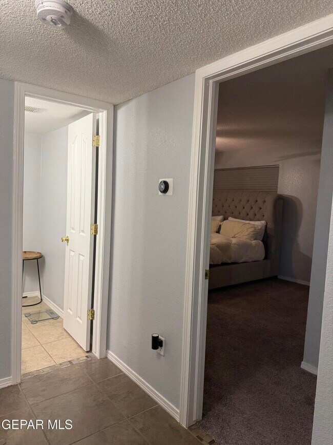 Building Photo - 12253 Holy Springs Ct