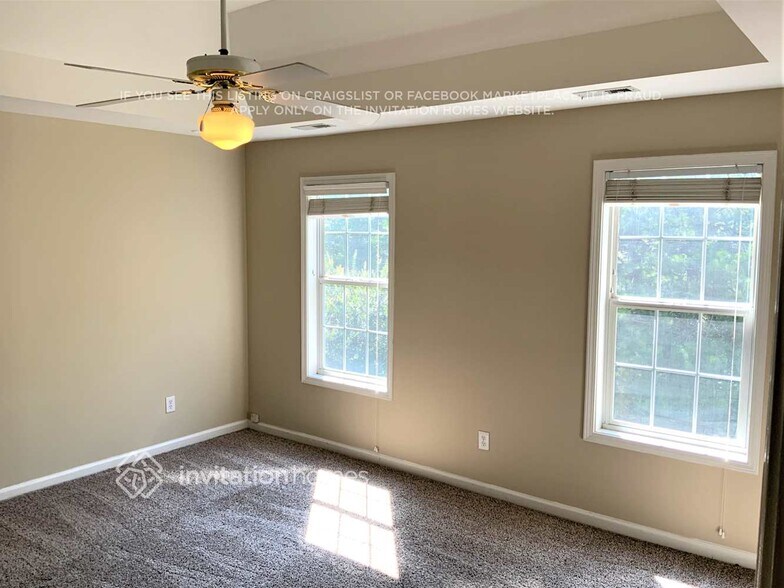 Building Photo - 260 Saddle Ridge Way