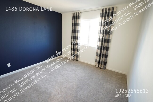 Building Photo - 1486 Dorona Ln