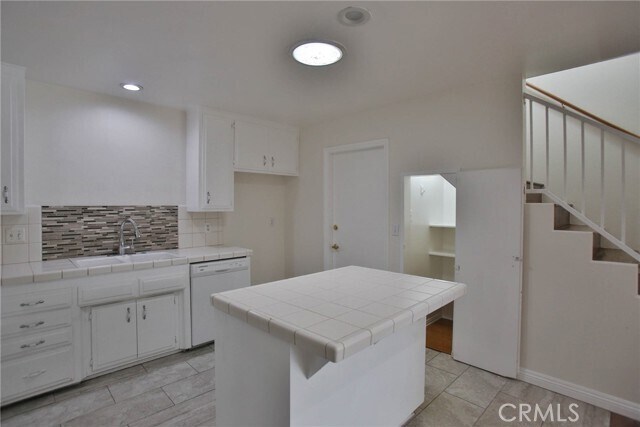 Building Photo - 8161 Terry Dr