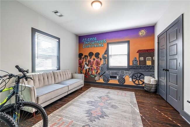 Primary Photo - 988 Mayson Turner Rd NW