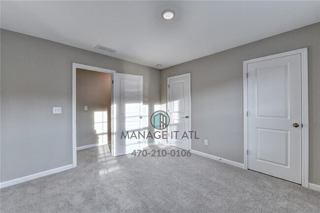 Building Photo - Beautiful 3 Bedroom Townhome in Buford Sch...