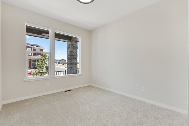Building Photo - 108 Mohawk Cir