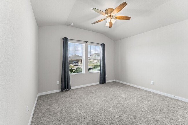 Building Photo - 10520 Deussen Ln