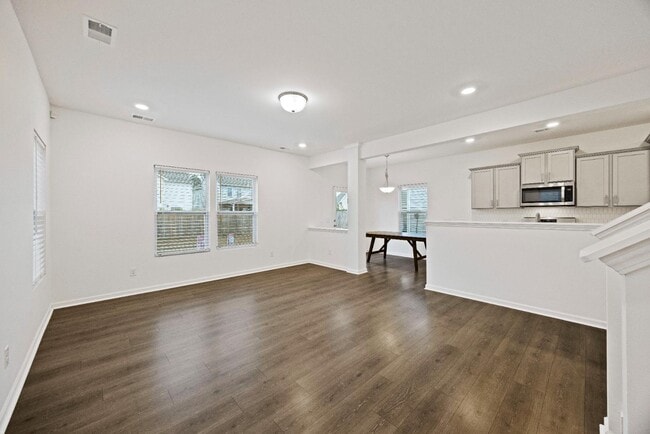 Building Photo - 327 Surfbird Rd