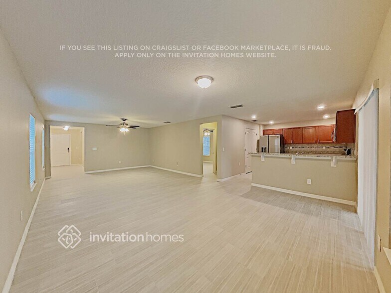 Building Photo - 10732 Southern Forest Dr
