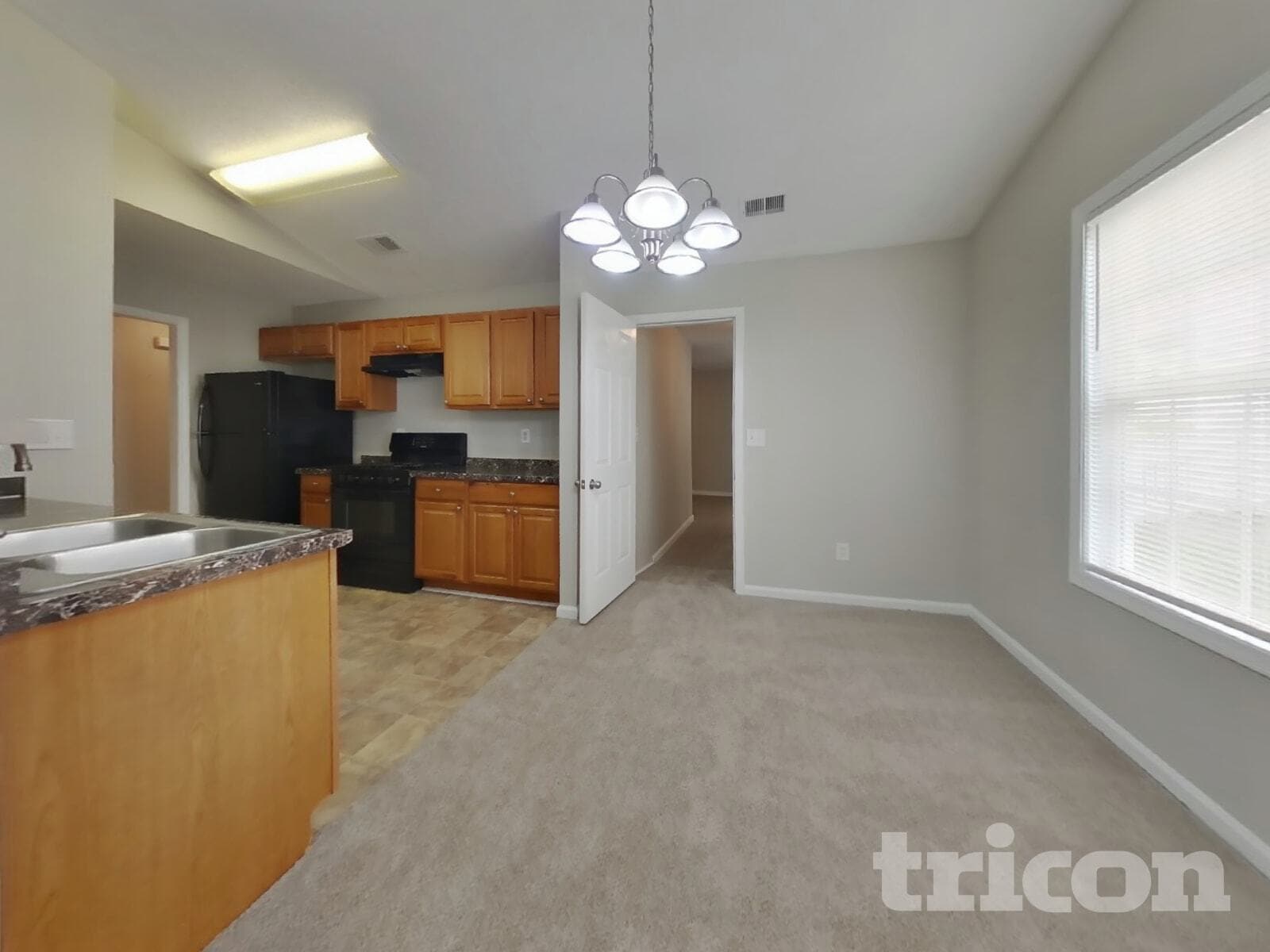 Building Photo - 172 Greystone Cir