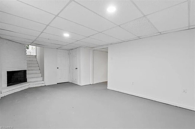 Building Photo - Earn Wealth While Leasing - Like a Homeowner - Lease to Own