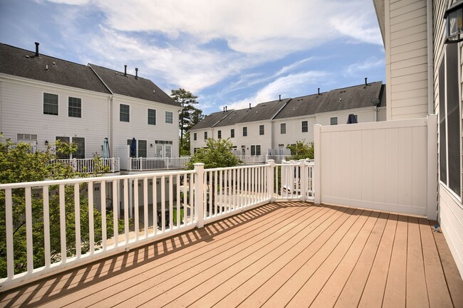 Building Photo - Contact Sabrina Thomas at 757-767-0767 for more information