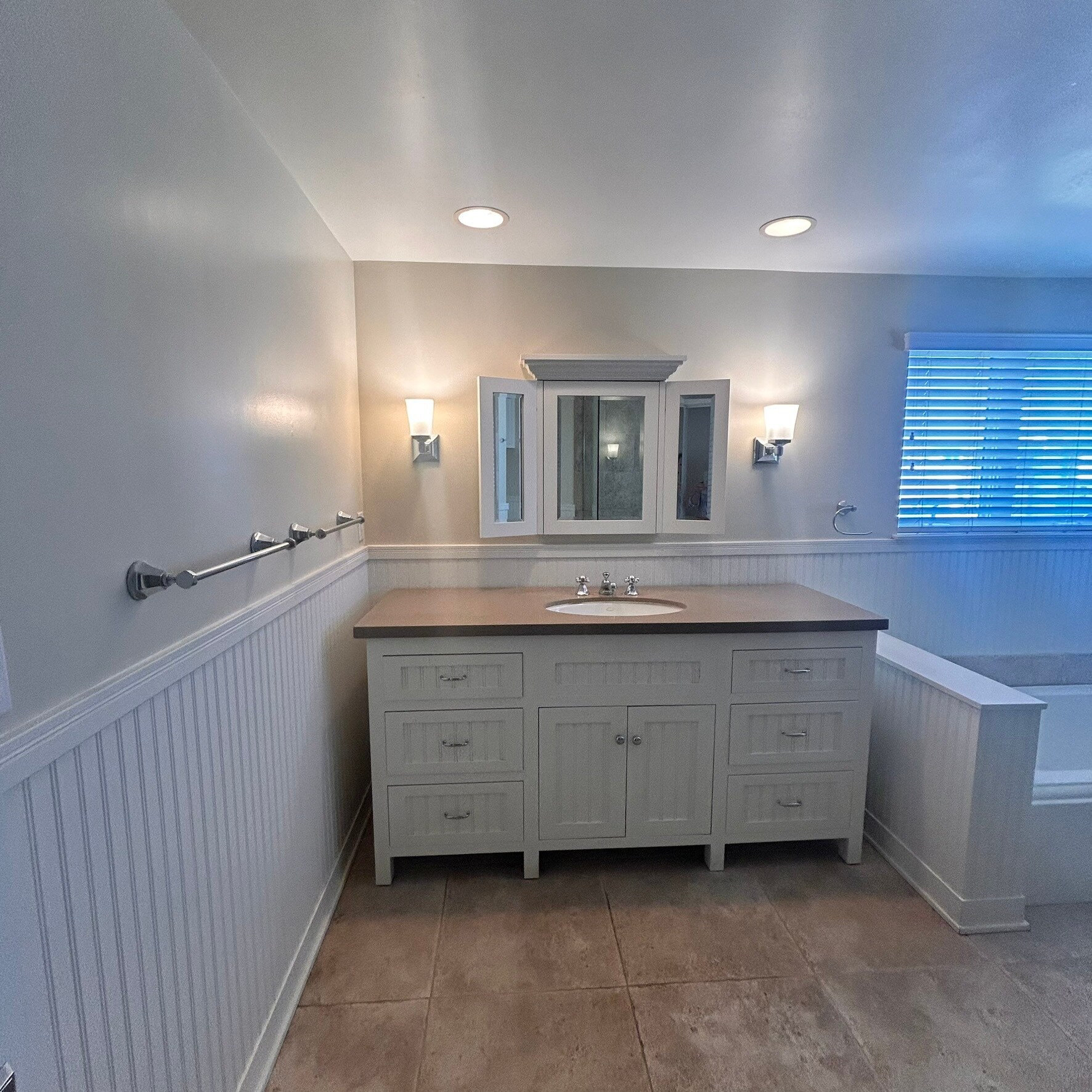 Building Photo - 3329 Harbor Blvd