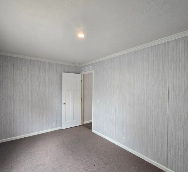 Building Photo - 509 Elmwood Ln