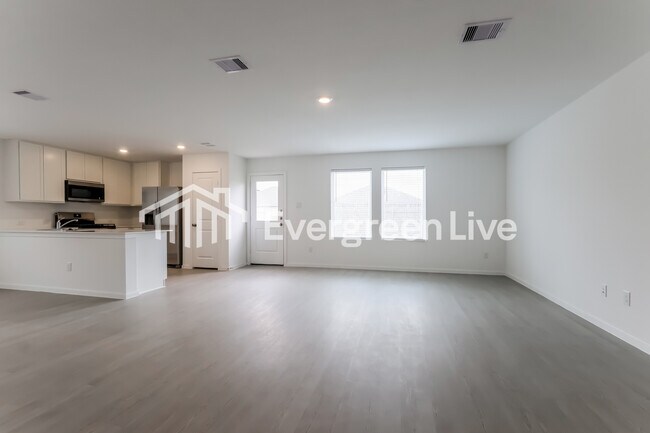 Building Photo - 19747 US-59