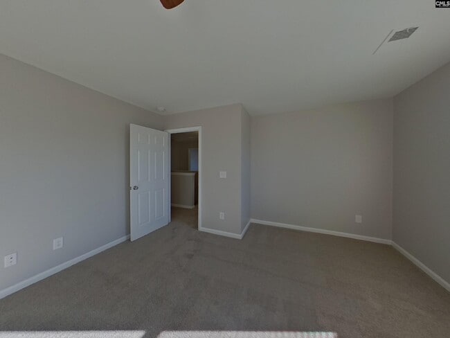 Building Photo - 309 Finch Ln