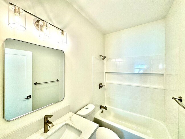 Beautifully Remodeled Studio in - Beautifully Remodeled Studio In South Park San Diego Ca Building Photo 