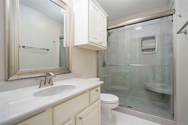 Building Photo - 707 Lytton Springs Way