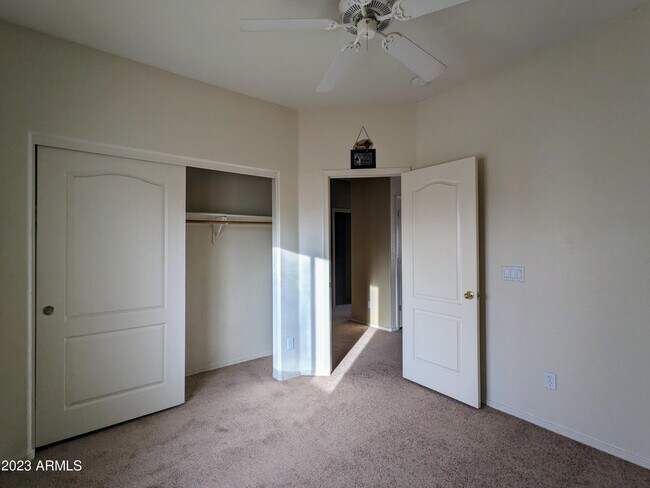 Building Photo - 16071 W Gelding Dr