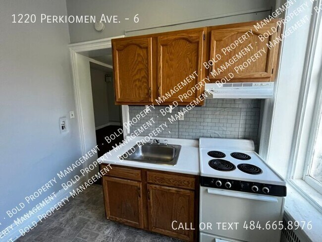 Building Photo - 1220 Perkiomen Ave