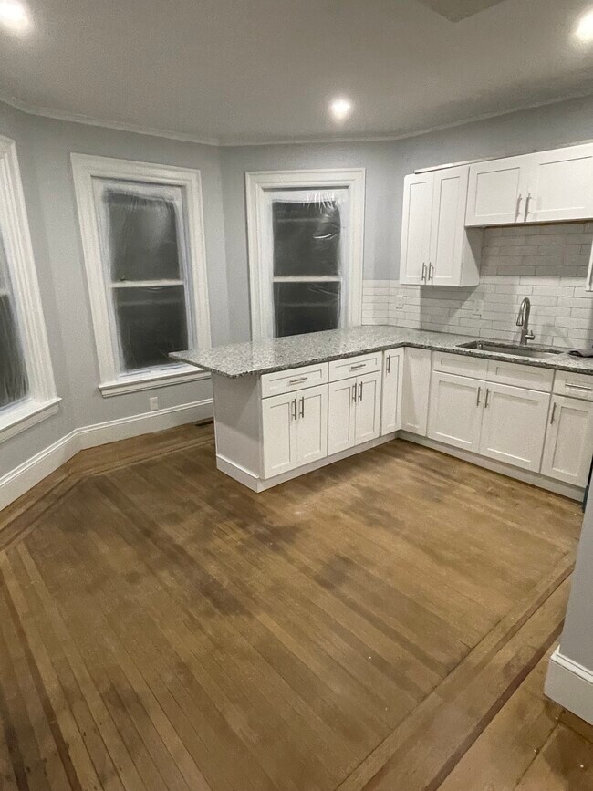 Kitchen - 146 Mulberry St