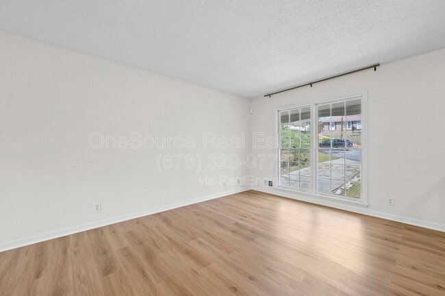 Building Photo - 4410 Carrollwood Dr