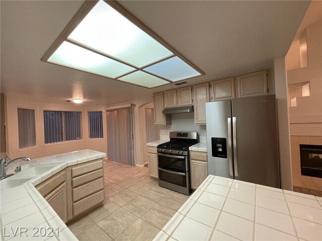 Building Photo - 4817 Crimson Glory Ln