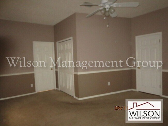 Building Photo - 3 br, 2 bath House - 2942 Oak Hammock Court