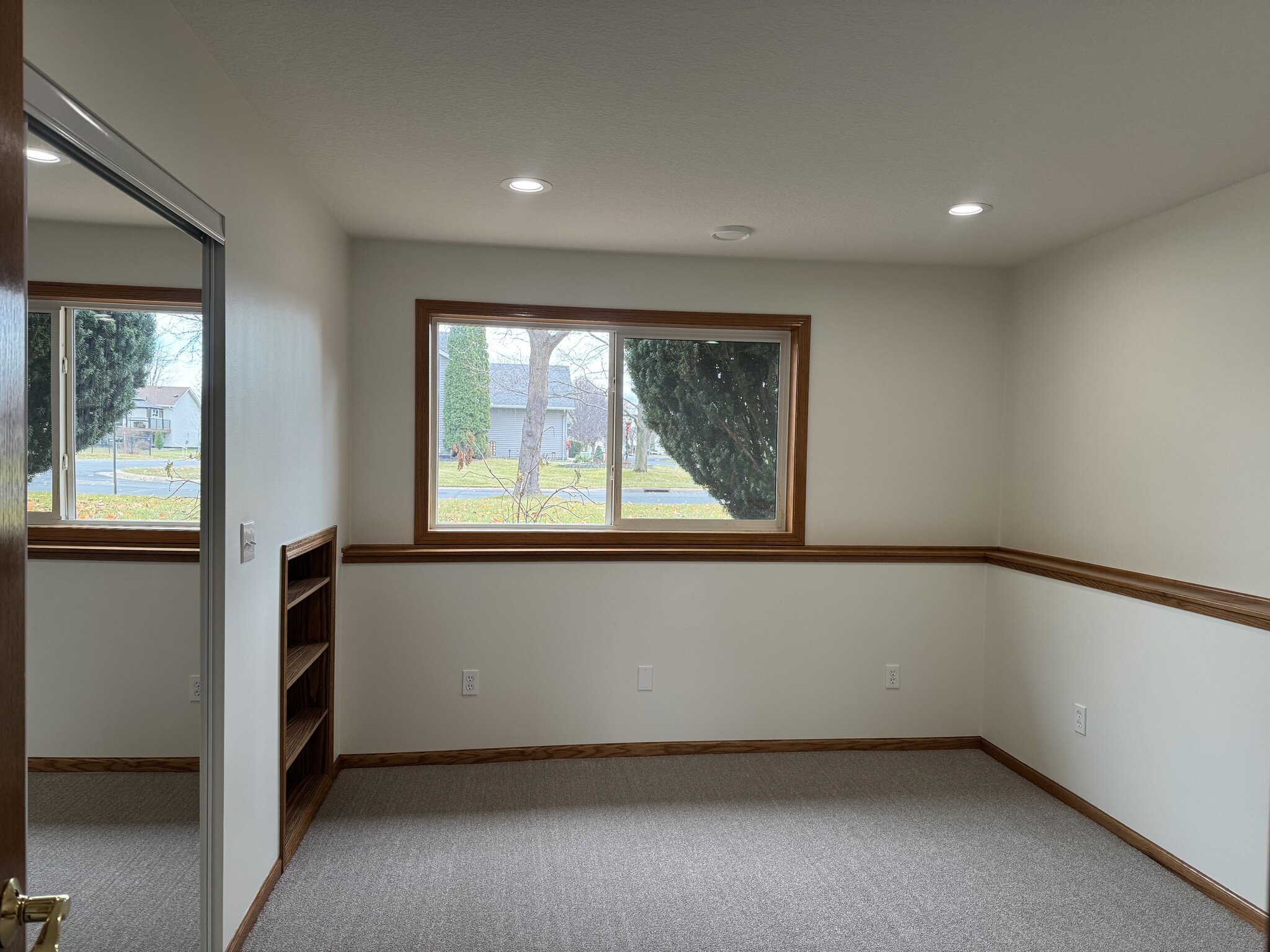 Building Photo - 18699 Dylan Dr