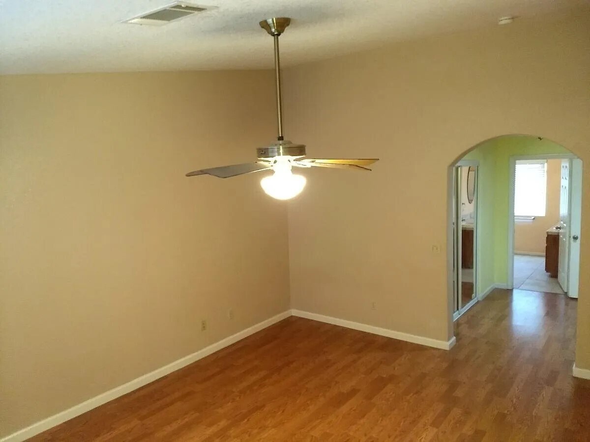 Building Photo - 16420 Los Cedros Rd