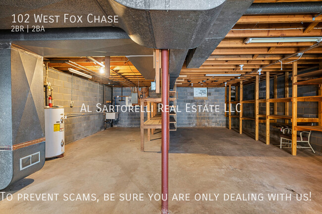 Building Photo - 102 W Fox Chase Rd