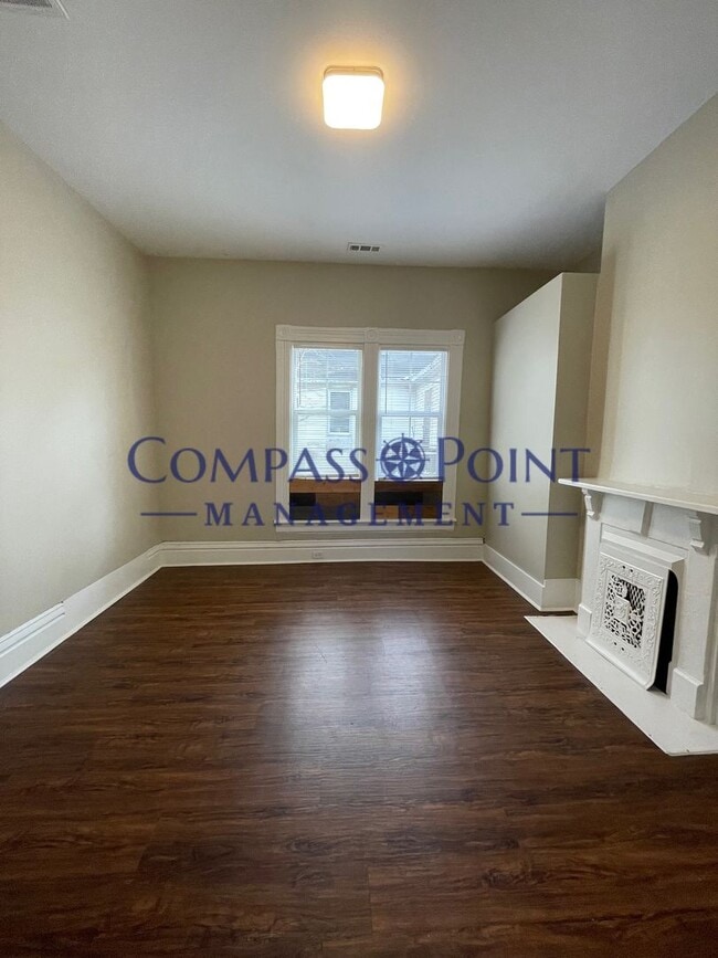 Building Photo - Newly Renovated Just For You! First Month Free!!