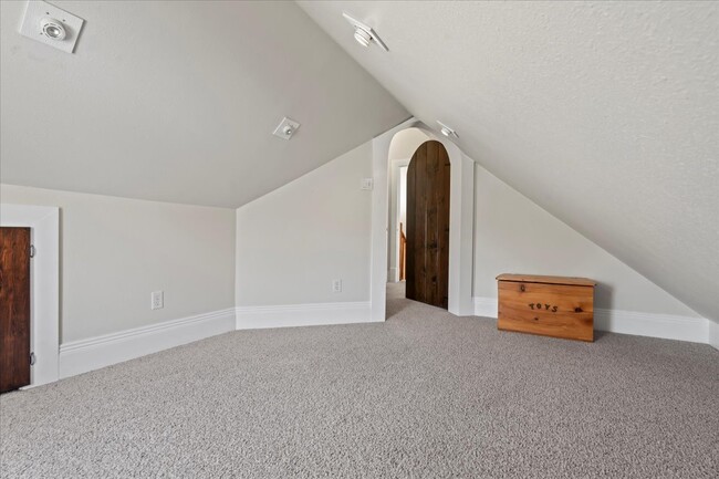 Building Photo - Charming Lehi Gem: 3-Bed 2-Bath Home with ...